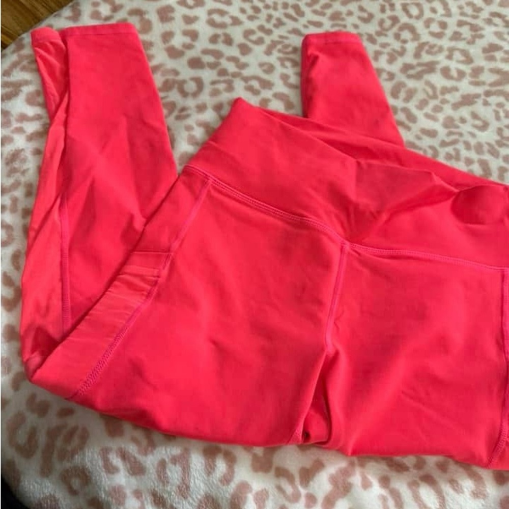 Fabletics Mika leggings in hot pink